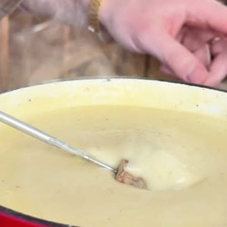 Schweizer Käsefondue