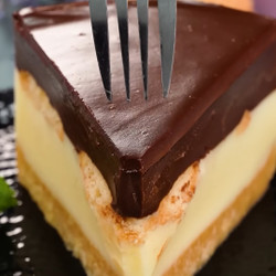 Danish Cookie Cream Pie