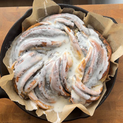Lemon Poppyseed Bun