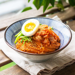 10-minute Bibim Guksu (korean Spicy Cold Noodles)