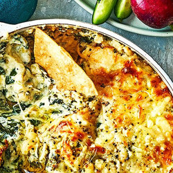 Cheesy Spinach &amp; Artichoke Dip