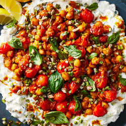 Curry Tomatoes And Chickpeas With Cucumber Yogurt