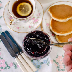 Blackberry &amp; Apple Jelly