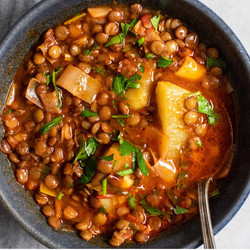 Smoky Lentil Stew With Leeks and Potatoes - NYT