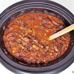 Slow Cooker Pork And Black Bean Chili