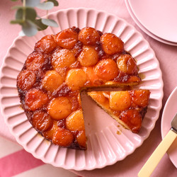 Easy Apricot Upside-down Cake