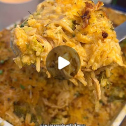 Cheesy Chicken Broccoli Rice Casserole