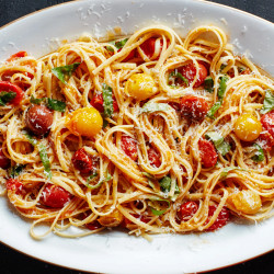 Burst Cherry Tomato Pasta