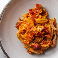 Pasta Al Tonno (pasta With Tomatoes And Tuna)