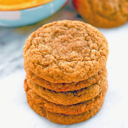 Molasses Ginger Cookies With Sweet Pumpkin Dip