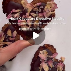 Heart Chocolate Digestive Biscuits
