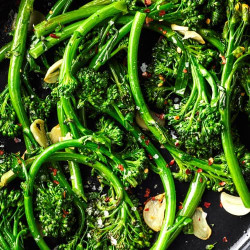 Lemon-Pepper Sautéed Broccolini