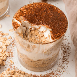 Healthy Tiramisu Overnight Oats Recipe