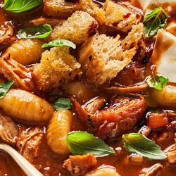 Caprese &amp; Gnocchi Soup