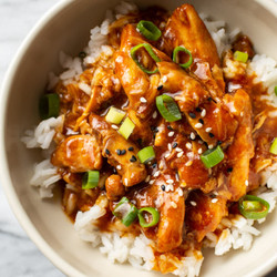 Honey Garlic Slow Cooker Chicken Thighs