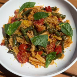 Stewy Green Bean And Bacon Pasta