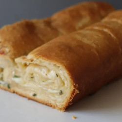 Crescent Roll Garlic Bread