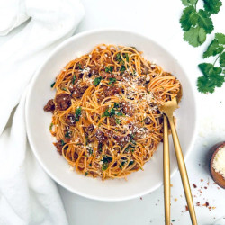 Puerto Rican Style Spaghetti + Meat Sauce