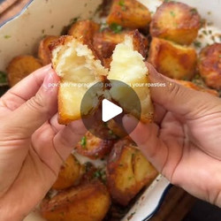 Crispy, Fluffy, Garlicky, Buttery &amp; Herby Roast Potatoes