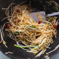 Easy Bean Sprouts Stir Fry
