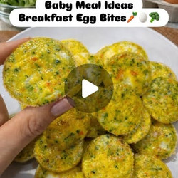 Baby Veggie &amp; Egg Breakfast Bites