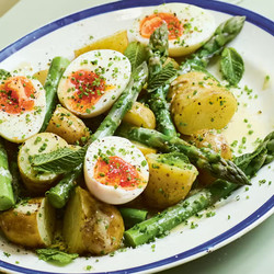 New Potato, Asparagus, Chive And Egg Salad