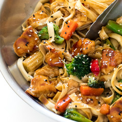 Chicken Lo Mein