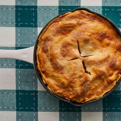 Easy Skillet Apple Pie