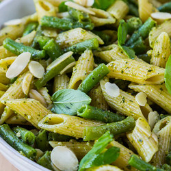Pasta With Green Beans And Pesto