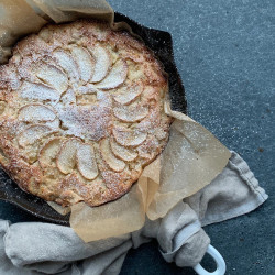 Cardamom-cognac Apple Cake