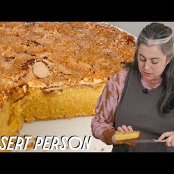 Crunchy Almond Cake