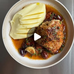 Puttanesca Chicken Traybake With Creamy Mash
