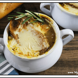 Vegan French Onion Soup