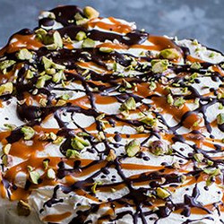 No-bake Pistachio And Chocolate Icebox Cake