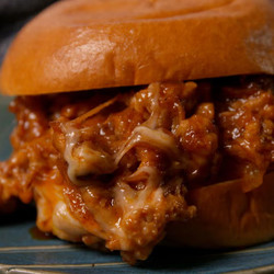Cheesy Chicken Sloppy Joes