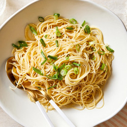 Easy Garlic Noodles Recipe