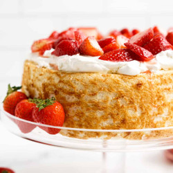Strawberry Shortcake With Angel Food Cake