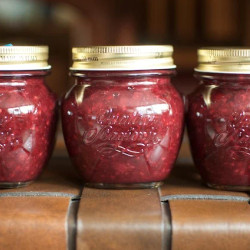 Low Sugar Blackberry Rhubarb Jam