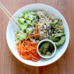 Simple Vegan Sushi Bowl