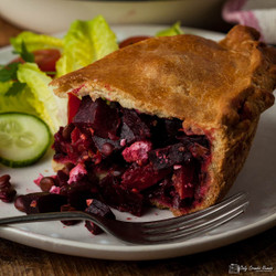 Beetroot &amp; Lentil Vegan Pie