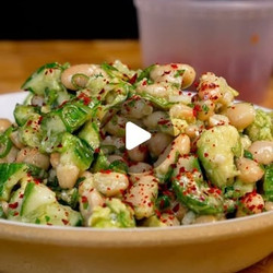 Sizzling Ginger-scallion White Bean Salad