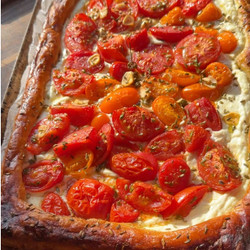 Quick And Easy Tomato Tart With Garlic, Thyme And Ricotta