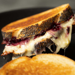 Brie, Bacon &amp; Blackberry Grilled Cheese