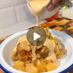 The Best Spiced Apple &amp; Pear Crumble