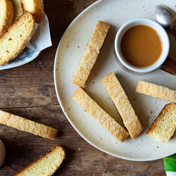 American-style Vanilla Biscotti