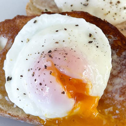 Air Fryer Poached Eggs Recipe