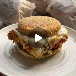 Feta, Tomato &amp; Basil Breakfast Muffins