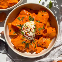 Creamy Cherry Tomato Pasta With Burrata