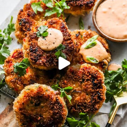 Thai-inspired Shrimp Cakes With Chili Aioli