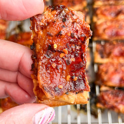 Parmesan Candied Bacon Crackers